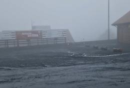 Etna, pioggia di cenere e lapilli sul Rifugio Sapienza 