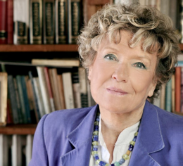 Dacia Maraini, il racconto della guerra vissuta da bambina: «Mangiavo formiche per sopportare i crampi»