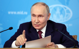 Putin "apre" al Piano di pace Usa ma Zelensky frena: «I confini non si modificano con la forza»