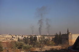 Siria nel caos, insorti annunciano controllo di Aleppo e entrata ad Hama