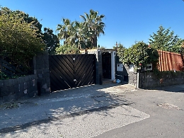 Omicidio a San Gregorio, il sindaco Sgroi: «Un grande dispiacere per la nostra comunità»