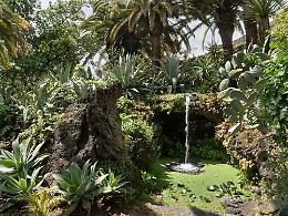 Il parco visionario di Ettore Paternò del Toscano riapre nel Catanese con il "Giardino sulla Lava"