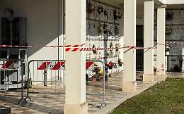 Aggredisce con forbici e bisturi un anziano al cimitero per rapinarlo: agrigentino arrestato nel Padovano