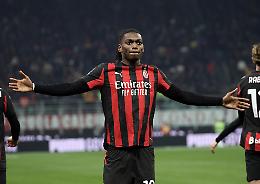 Un gol di Leao affonda la Lazio, il Milan torna capolista 
