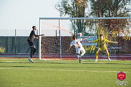 Avola, prove di fuga insieme con il Modica