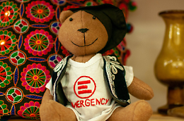 Emergency, in citt&agrave; arriva lo &ldquo;Spazio Natale&rdquo; per acquistare idee regalo solidali dal mondo