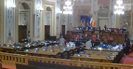 Finanziaria regionale, opposizioni all'attacco: «È il solito assalto alla diligenza»