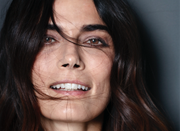 Valeria Solarino in tourn&eacute;e in Sicilia. "La mia Isola bellissima e dimenticata. Poche infrastrutture e viaggi al Nord per potersi curare"
