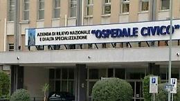 Parte un colpo dalla pistola d'ordinanza, vigile urbano rimane ferito a Palermo