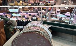 Lavoro tra flessibilit&agrave; e stipendi, quanto guadagnano un salumiere o un banconista? 