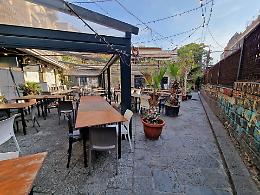 Dehor per i locali e venditori ambulanti: a Catania ecco le maxi-proroghe