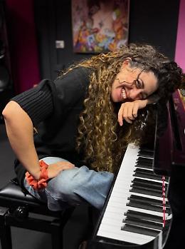 Sanremo, anche la Sicilia al Festival con Delia Buglisi: la gioia incontenibile dell'annuncio