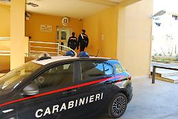 Il furto all'Expert di Terrasini, blitz dei carabinieri allo Zen: ritrovata parte della refurtiva da 30 mila euro
