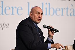 Il ministro Crosetto a Pantelleria: &laquo;La difesa non &egrave; alternativa a sanit&agrave; e scuola, &egrave; il presupposto della libert&agrave;&raquo;