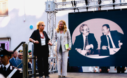 La premier Giorgia Meloni a Palermo: &laquo;Falcone e Borsellino traditi da chi doveva aiutarli&raquo;
