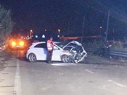 Santa Croce-Comiso, duro scontro tra auto e trattore: un ferito in prognosi riservata