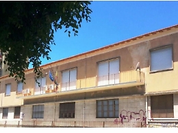 Aule fredde? A Paternò intervengono i commissari