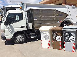 Raccolta porta a porta alla Noce, via ai "facilitatori" di Legambiente. In campo 12 tutor per i kit e verso il debutto della Tarip