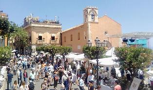 Taormina teme l'effetto guerra: &laquo;Stanno aumentando le disdette&raquo;