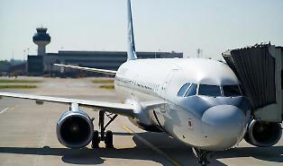 Aerei a corto di carburante, le Compagnie costretta a tagliare i voli per l'estate se l'emergenza non rientra