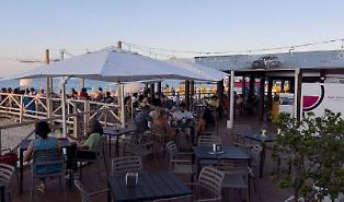 &laquo;Il ristorante &egrave; abusivo&raquo; Ma la Regione ospit&ograve; l&igrave; i rappresentanti Nato