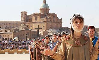 Tensioni tra consiglieri sul caso Palio e Parnetti