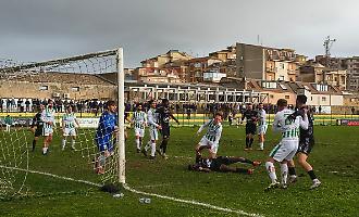 Enna, rimonta solo sfiorata: la Vigor Lamezia resiste e al &ldquo;Gaeta&rdquo; finisce 0-2