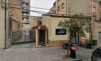 Rubano l'incasso di una panineria e il giovane titolare lancia un appello ai colleghi affinch&eacute; forniscano filmati delle telecamere