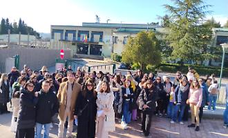 All'istituto Neglia-Savarese esplode la protesta contro la dirigente Amaradio: disservizi sull'attivit&agrave; didattica e disagio negli ambienti di lavoro