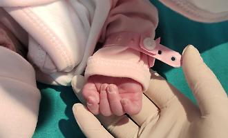 Da 600 grammi a 2,75 kg: il piccolo miracolo di Noemi Maria, dimessa dopo quattro mesi