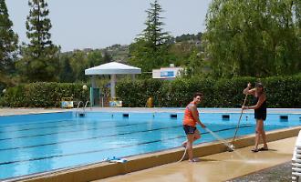 Da Gargaglione e Macaluso sollecito per riaprire piscine