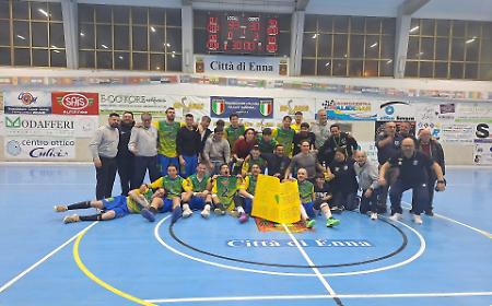 Notte magica per Orlando Pallamano Haenna: rimonta eroica sul Romagna e vetta condivisa con il Camerano