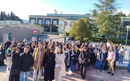 All'istituto Neglia-Savarese esplode la protesta contro la dirigente Amaradio: disservizi sull'attivit&agrave; didattica e disagio negli ambienti di lavoro