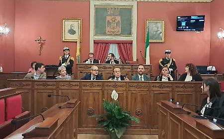 Consiglio comunale a sala Euno, seduta lampo: manca un consigliere e si blocca tutto