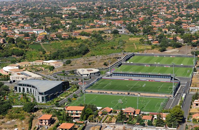 Una veduta aerea di Torre del Grifo 