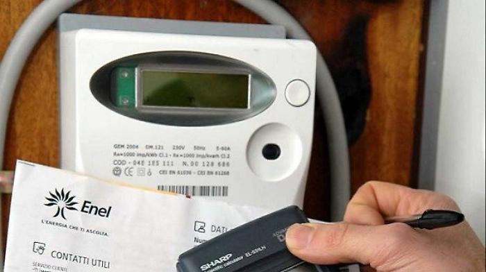 Furto di energia elettrica a Palermo: denunciate 26 persone