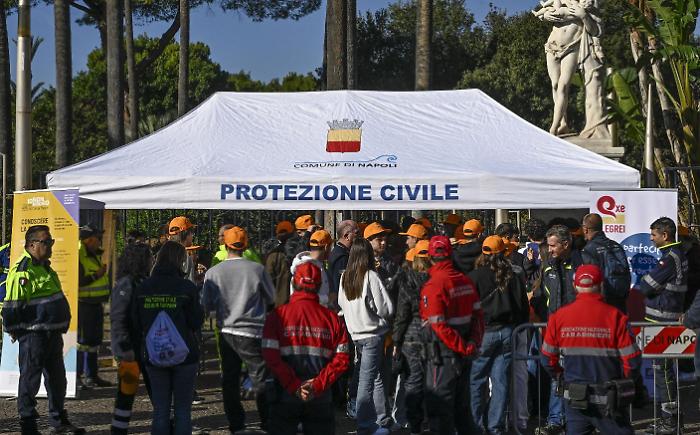 Campi Flegrei, Musumeci: «Esercitazioni importanti per ridurre l’esposizione al rischio vulcanico»