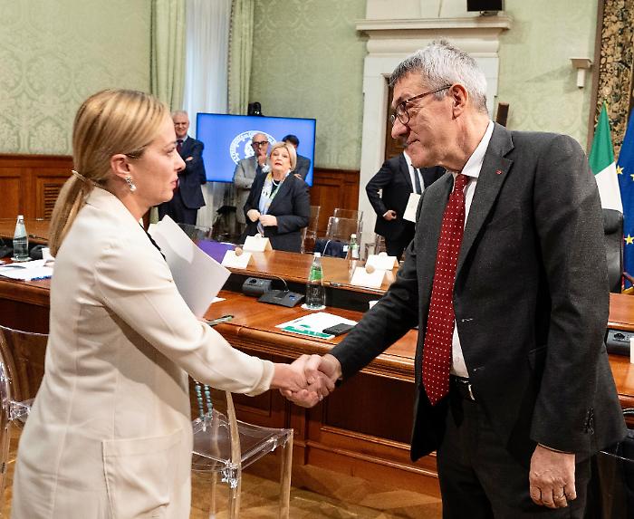 La Cgil, lo sciopero generale del 12 dicembre contro la Manovra e la polemica di Meloni: «Indovinate in che giorno cadrà»