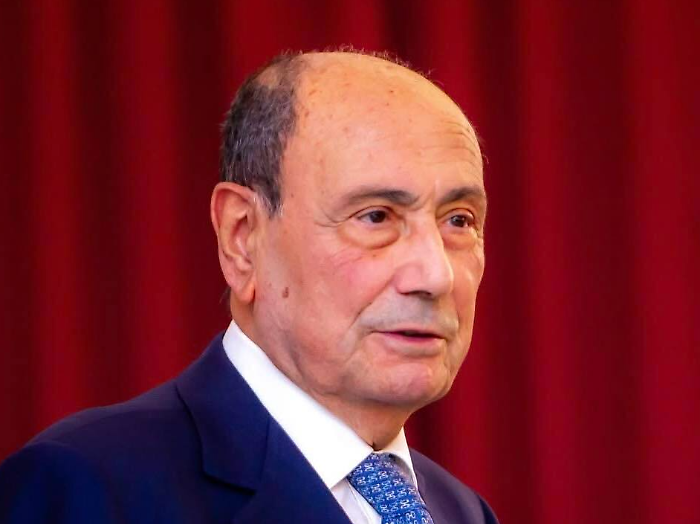 Linea dura: Cuffaro fuori dal governo ma Palazzo d’Orléans resta assediato