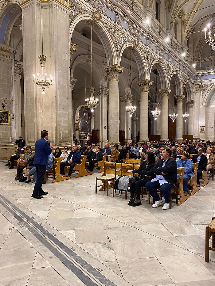 Modica, grande partecipazione all'incontro con lo psicoterapeuta Noè