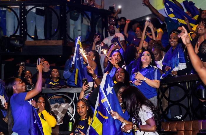 La favola di Curaçao: è  la nazione più piccola di sempre a qualificarsi al Mondiali di calcio. Entrano anche Panama e Haiti