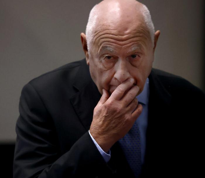 La famiglia nel bosco, Nordio: «Approfondiremo, doloroso allontanare i bimbi»