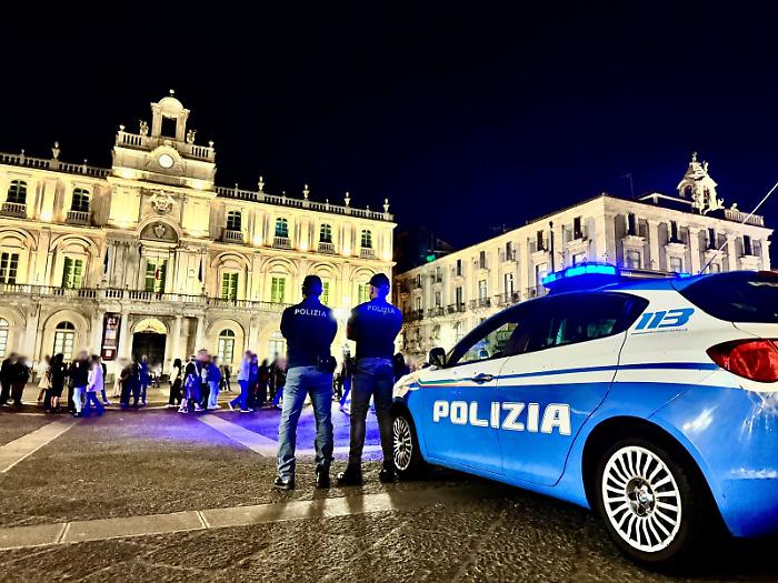 Movida sotto controllo a Catania: 300 persone identificate, blitz contro parcheggiatori e spaccio