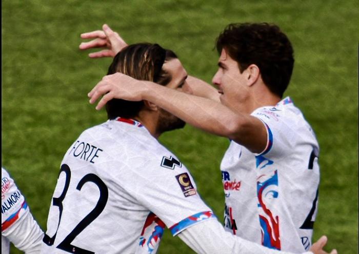 Questo Catania &egrave; davvero Forte: i rossazzurri corsari col Picerno volano in testa alla classifica