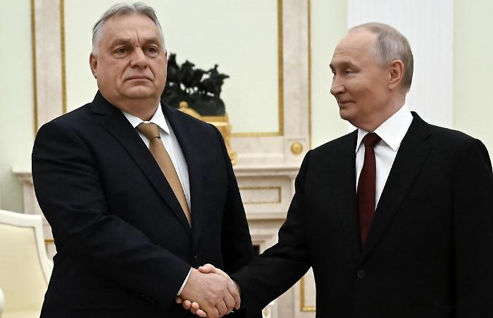 Orban “mediatore” vola da Putin: «Vogliamo la pace e mi tengo il il gas russo»