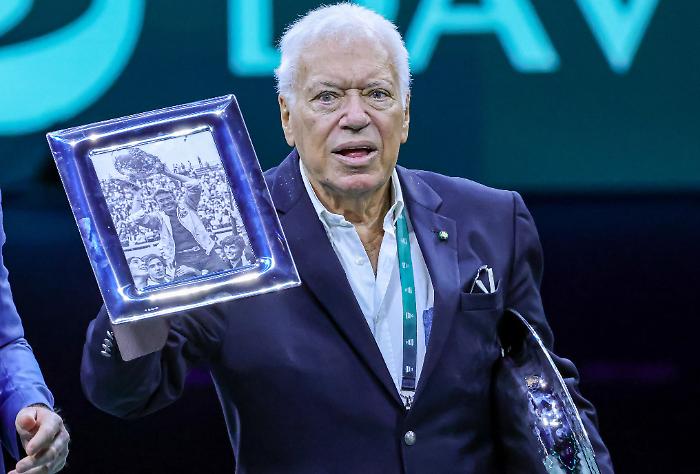 Nicola Pietrangeli, da Parigi alla Coppa Davis l'addio al re della terra rossa