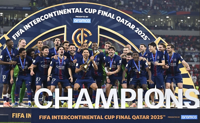 Safonov eroe a sorpresa: il Paris Saint-Germain conquista la Coppa Intercontinentale ai rigori