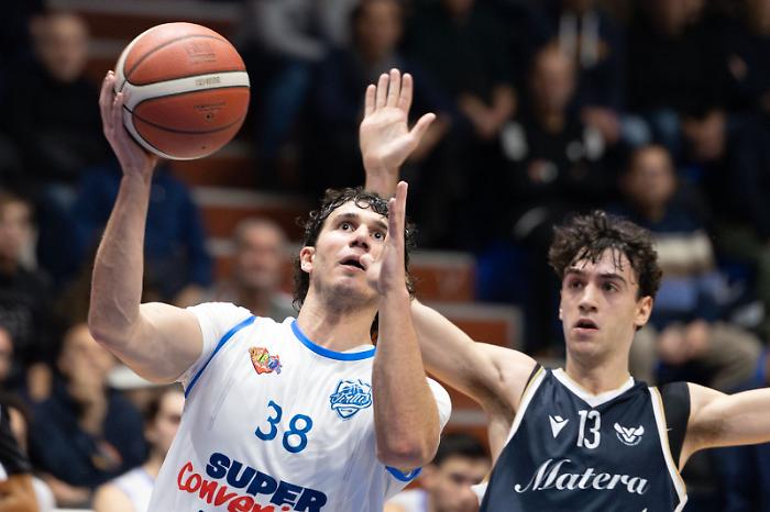 La Virtus Ragusa chiude in casa con Rende il girone d'andata: ci sar&agrave; il Teddy Bear Toss