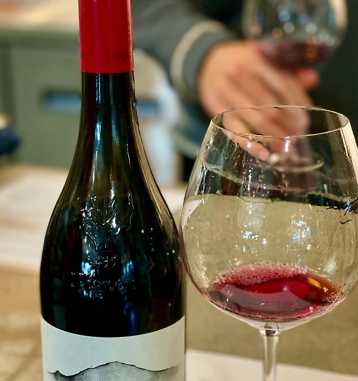 Etna Doc in ripresa: +6,27% nel 2025, boom del bianco e spumanti oltre 300.000 bottiglie