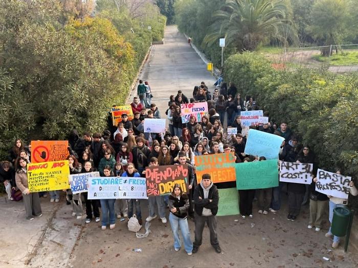 Il Nervi-Alaimo si ferma: sit-in e assenza collettiva 